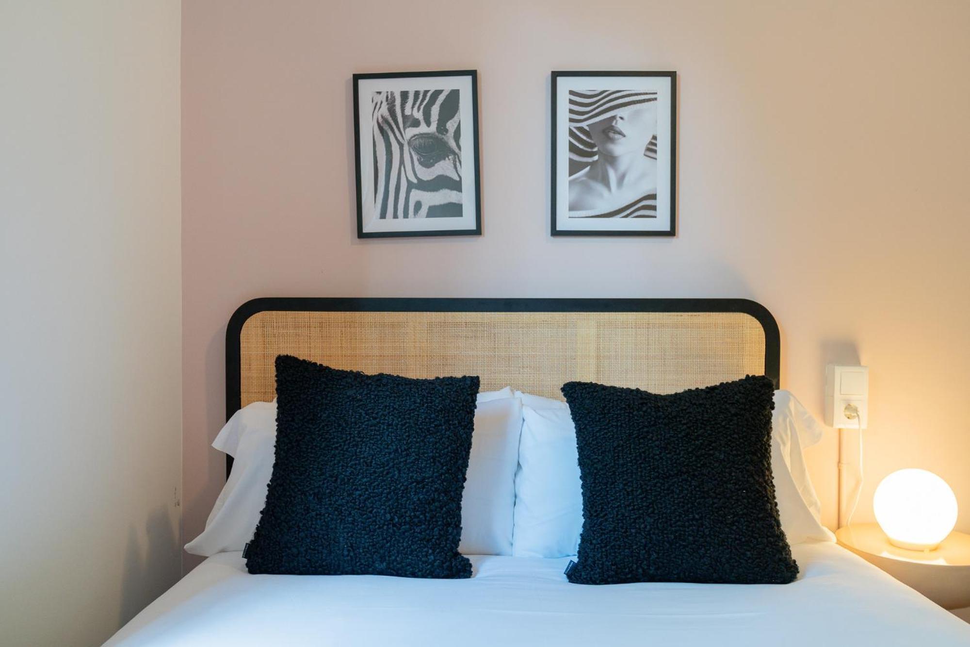 Stay U-Nique Apartments Gaudi I Barcellona Esterno foto